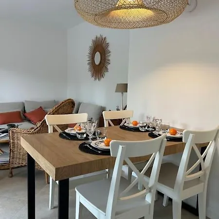 T3 Climatise Avec Jardin Proche Et شقة *